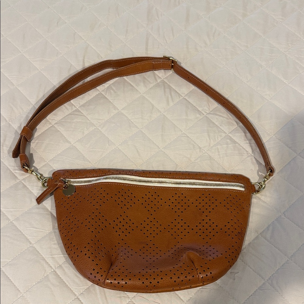 Clare V Grande Fanny